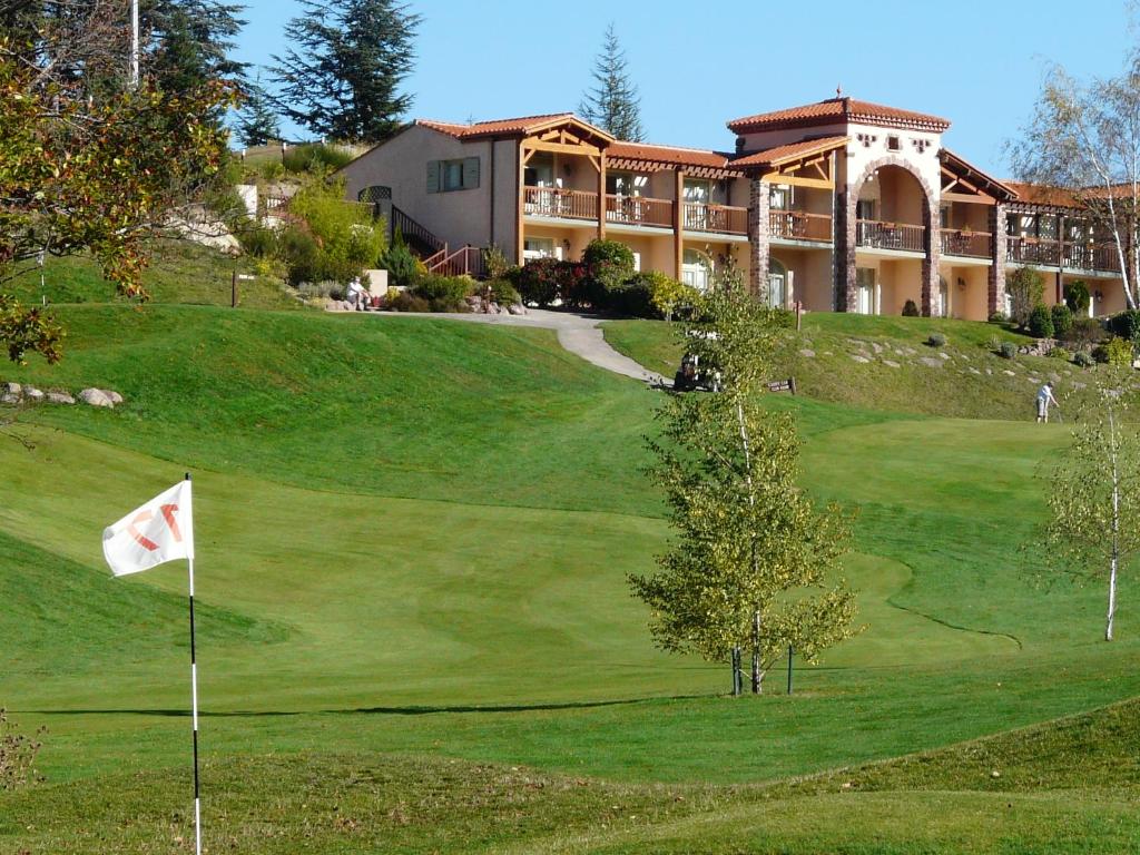 DOMAINE ET GOLF DE FALGOS