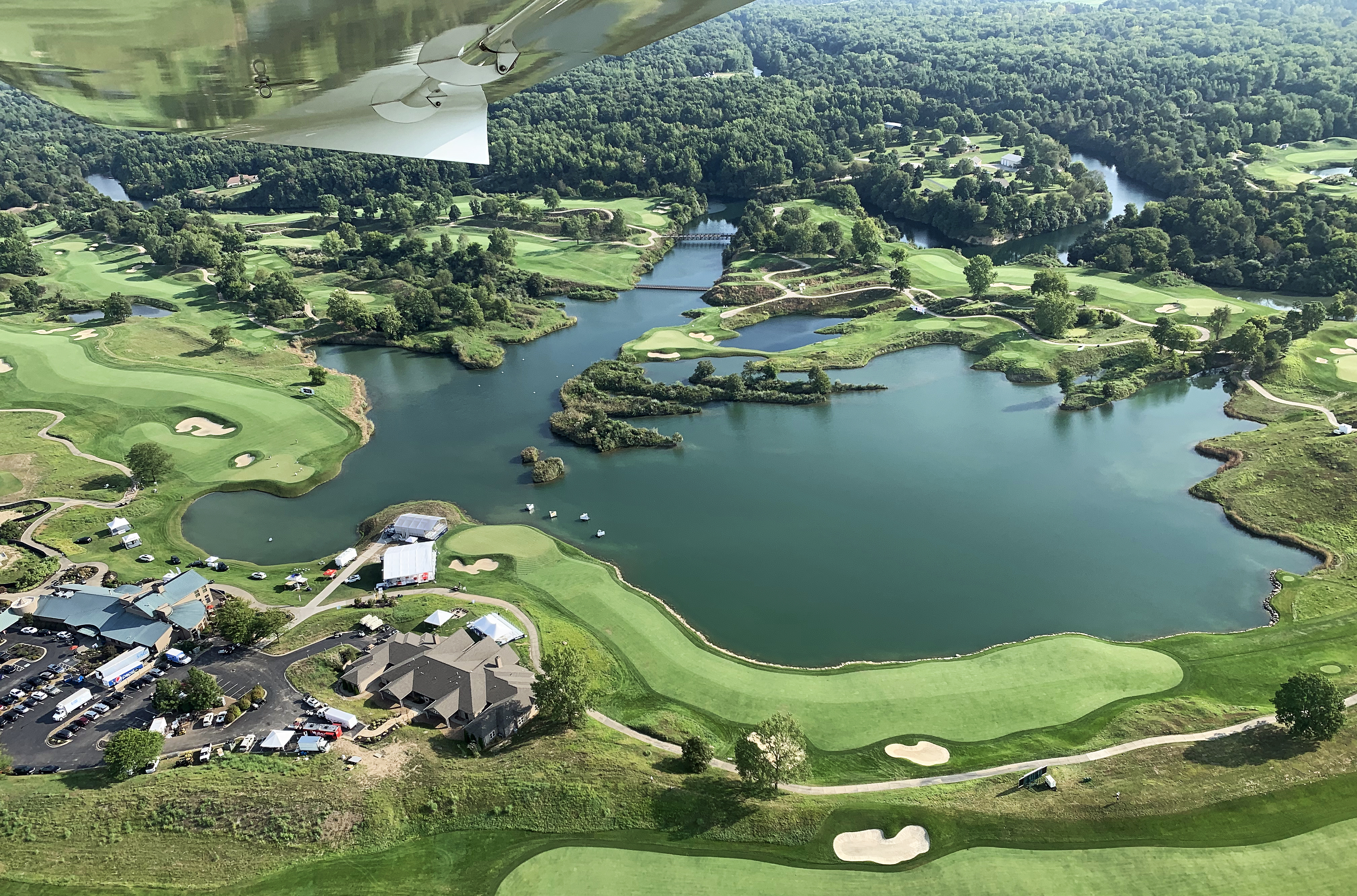 VICTORIA GOLF CLUB